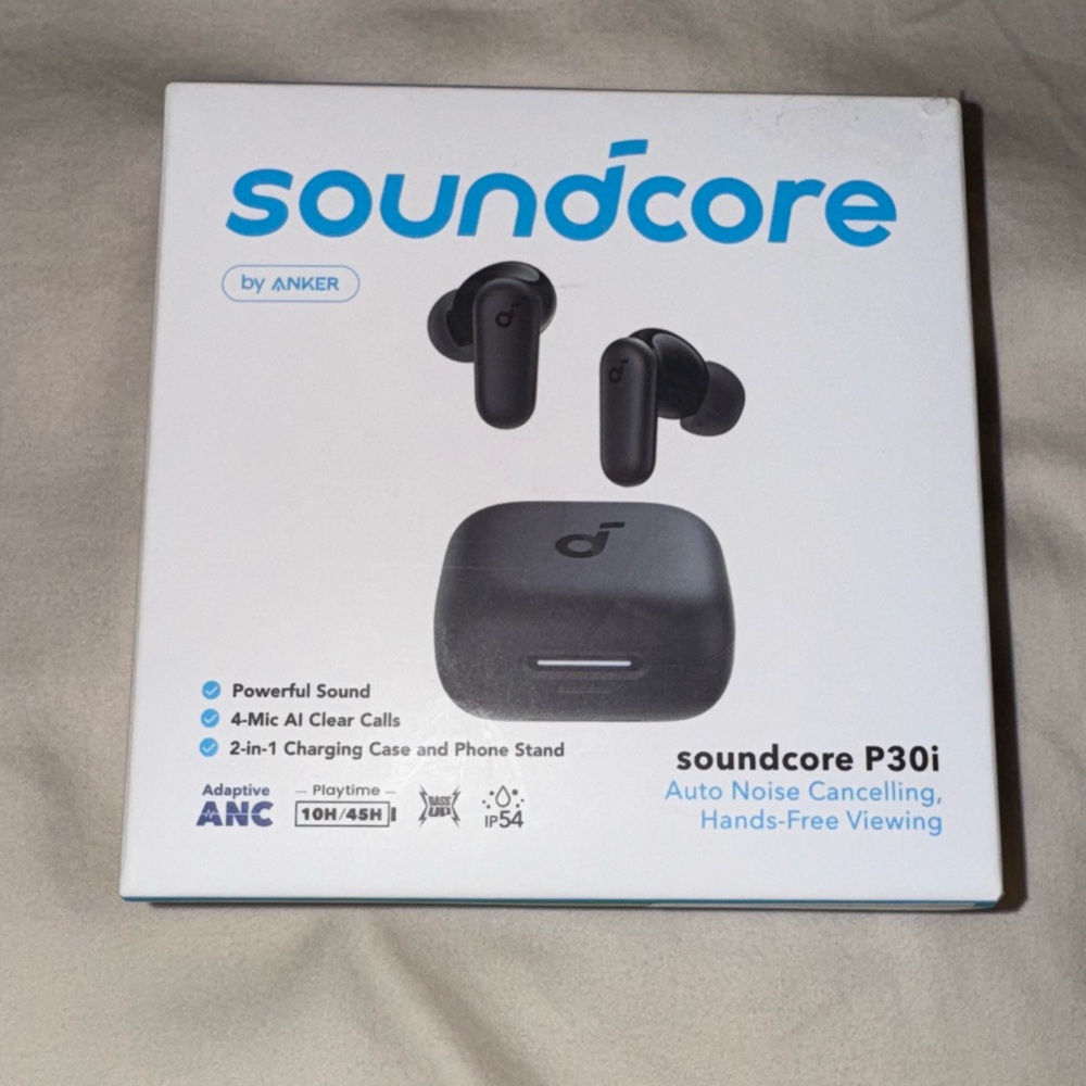 NEW WIRELESS HEADPHONES ALL BLACK